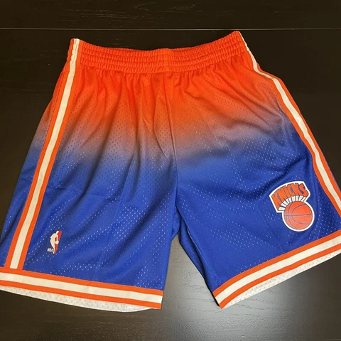 NBA Mitchell Ness New York Knicks Fadeaway 1991 Swingman Basketball Shorts Sz L Cover