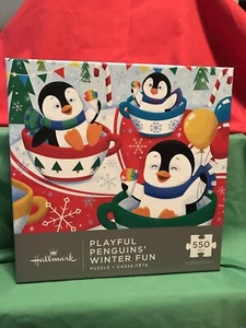 Hallmark SPIELIGE PINGUINE WINTERSPASS 550-TEILIGES PUZZLE TEETASSEN SCHNEEZAPFEN NEU IM KARTON - Bild 1 von 2