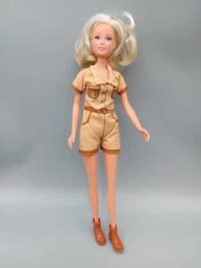 SIMBA TOYS - Steffi Love 12" Plastic Doll in Desert Explorer Outfit & boots. - Picture 1 of 5