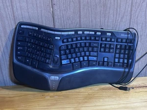 Microsoft Natural Ergonomic Keyboard 4000 v1.0 kabelgebunden USB KU-0462 - Schwarz getestet - Bild 1 von 4
