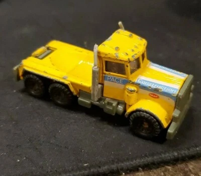 Винтажный 1981 Matchbox Peterbilt Желтый Самосвал PACE Литой 1:80 Полуприцеп - Изображение 1 из 4