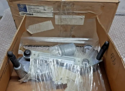 Motor limpiaparabrisas derecho original mercedes-benz w221 a2218204442 Foto 1 de 4