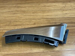 OEM 2017-2022 BMW X7 LEFT MOLDING TRIM AIR FINISHER BRACKET 7458857 ๐ท - Picture 1 of 10