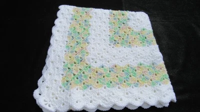 Новый вязаный ручной работы красивые раковины мульти печати и белый ребенок унисекс афганский - Изображение 1 из 4