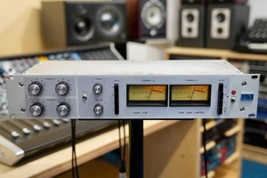 Urei 1178 Stereo Peak Limiter - Picture 1 of 3