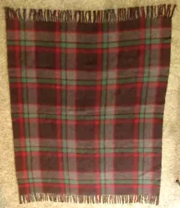 WOOLCRAFT MORGENMANTEL WOLLE BASTELWAREN BRAUN ROT GRÜN FRANSEN 65 X 50 DECKE - Bild 1 von 5