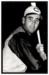 Jerry Lynch Cincinnati Reds Vintage Baseball Postcard Rd9  - Picture 1 of 2