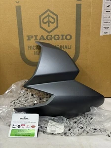 ORIGINAL APRILIA SR GR 125 / 200 SCHILDABDECKUNG VORNE RECHTS - Bild 1 von 1