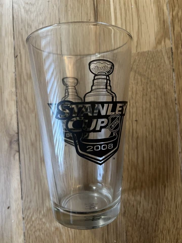 2008 Stanley Cup Finals Detroit Red Wings  Souvenir Pint Glass 16oz Cover