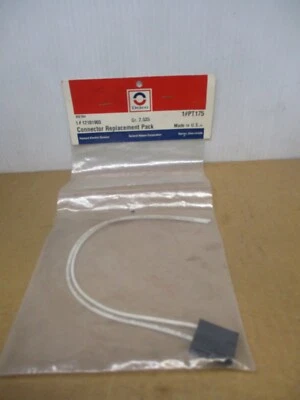 PT175 AC Delco 12101903 Dome Light CONNECTOR - Image 1 of 2