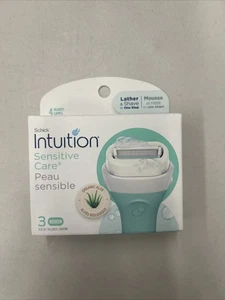 Schick Intuition Sensitive Skin 3 recambios de afeitadora, aloe y vitamina E - Imagen 1 de 2
