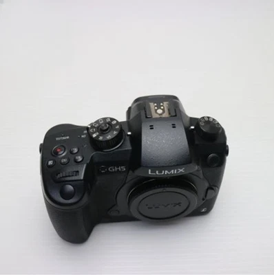 Videocámara Panasonic LUMIX DC-GH5 negra sin espejo 20,3 MP excelente Foto 1 de 4