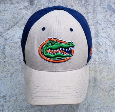 De Colección Florida Gators 'Top Of The World' Sombrero Azul/Gris Memory Fit Gorra Ajustada L/XL Foto 1 de 4