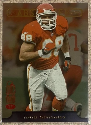 Playoff Absolute EXP 1999 “Tools Of The Trade” Tony Gonzalez #119 (#221/750) Foto 1 de 4