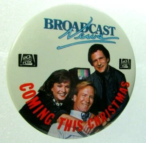 1987 Pinback Pin Button BROADCAST NEWS Coming This Christmas 20th Century Fox - Picture 1 of 3
