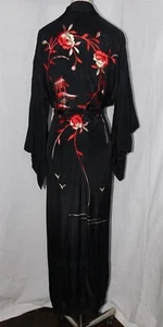 Bata kimono floral asiática bordada a mano vintage de los años 40 roja negra - Imagen 1 de 8