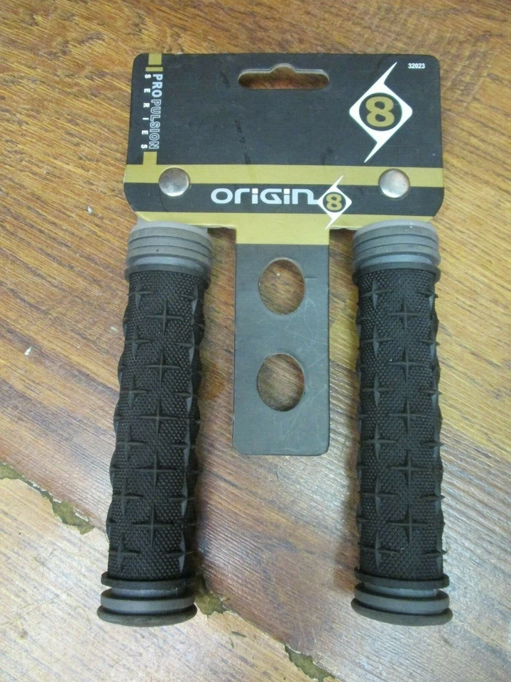 NEW ORIGIN 8 PRO PULSION HANDLEBAR GRIPS - BLACK & GRAY - Image 1 of 1