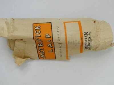 Metrovick Lamp Cine Projector Bulb 110v 200w A1. Pathe Black Topped Offset 5mm - Image 1 of 3