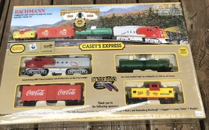 Bachman Casey’s Express Train Set Casey’s Tankstelle 40th Anniversary 2008 HO - Bild 1 von 2
