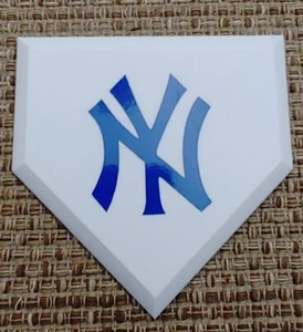 New York Yankees Mini Home Plate - Picture 1 of 2