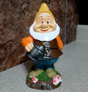Disney Snow White & 7 Dwarfs "Happy Garden Statue" Figurine 7.5"H Resin - Picture 1 of 7