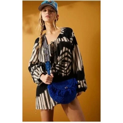 Free people indigo macrame moon crossbody purse with stone clasp  NEW boho bead - Image 1 of 4