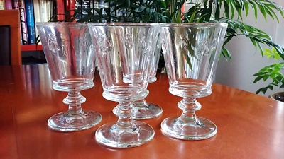 Juego de 4 copas de 5 1/2" con tallo transparente de abeja criada museo parís Foto 1 de 4