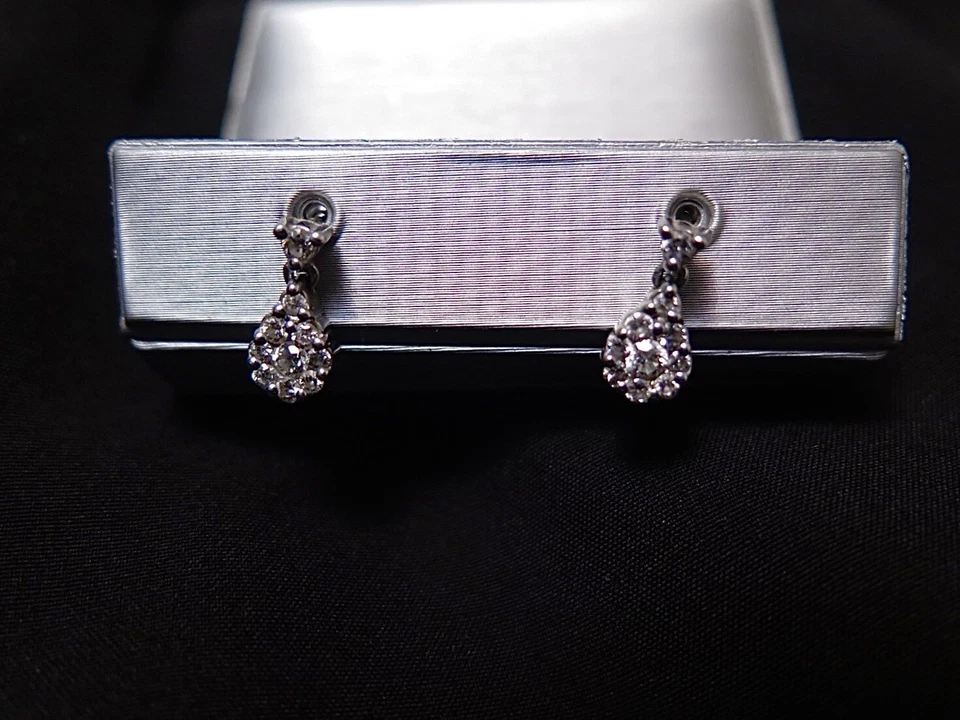 Guerra de diamantes con oro blanco Foto 1 de 1