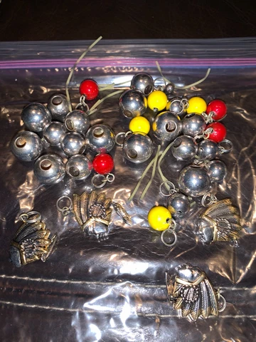 Big Lot of Assorted Florida State Seminoles Bracelet Charms Cover
