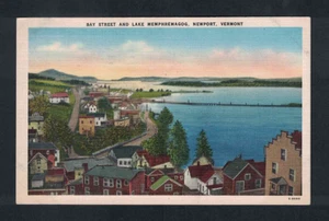 Bay Street and Lake Memphremagog Newport Vermont Linen Postcard - Picture 1 of 2
