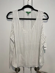 NWT Dip White With Black Pinstripes V-Neck Sleeveless Top Women’s XL - Picture 1 of 9