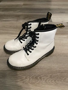 Dr. Martens Doc Air Wair White Patent Leather Boots 1460j Girls 5 Boys 4 - Picture 1 of 7