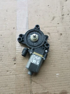 2014 HYUNDAI I30 MK2 RIGHT FRONT DOOR WINDOW MOTOR 82460-A5000 - Picture 1 of 2