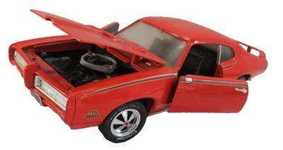 Vintage 1969 PONTIAC GTO "The Judge" 1/18 scale collectors diecast car by ERTL - Image 1 of 4
