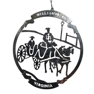 Vintage Williamsburg VA Metal Ornament Horse Carriage Colonial New England 3 in - Picture 1 of 8