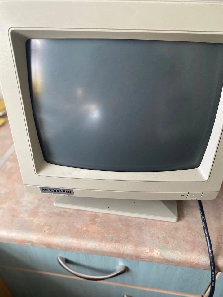 vintage packard bell monitor sc-441v - Image 1 of 4