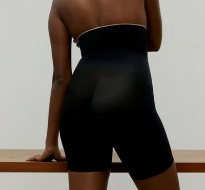 Chantelle Pantalones Cortos Formadores XXL Negro Prendas Formadoras Cintura Alta Medio Muslo Firme Nuevo $100 Foto 1 de 4