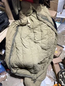 VTG US Army M-1949 Mountain Sleeping Bag Feather Filled Vintage Military READ - Picture 1 of 9