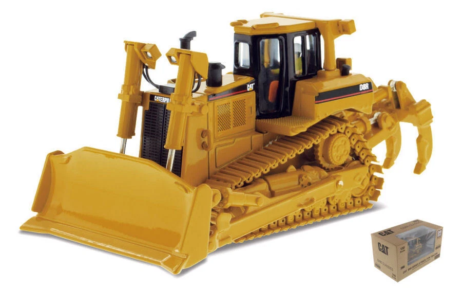 Cat D8R Series II Track Type Tractor 1:50 Model Diecast Masters - Image 1 of 1