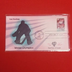 First Day of Issue Stamp Cache Envelope and Enclosure  Ice Hockey Winter Olympic - Picture 1 of 7