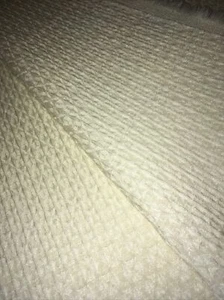 ~4yds ivory/White  62” width Fabric textured  Great For Table Cloth Sewing - Picture 1 of 5