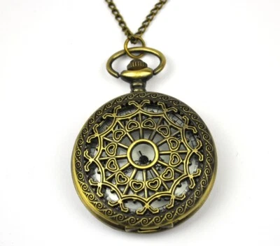 Taschenuhr Retro Kettenuhr Uhr mit Kette Herrenuhr Herz Netz Stern Ranken Motiv - Bild 1 von 4