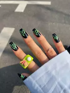 24pcs Long Coffin Black Green Line Fire Pattern Fake Nail False Nails Press On - Picture 1 of 7