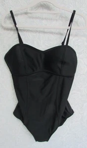 Target size 18 Black Padded Front Bathers new - Picture 1 of 5
