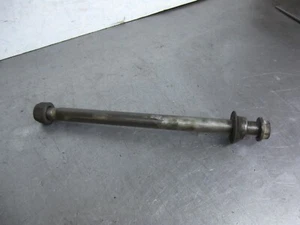 HONDA  NT650 V DEAUVILLE  REAR WHEEL SPINDLE 2001 - Bild 1 von 1