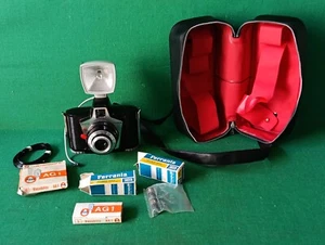 MACCHINA FOTOGRAFICA FERRANIA EURA VINTAGE ANNI '60 CON CUSTODIA ACCESSORI. CF50 - Foto 1 di 13