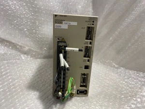YASKAWA SERVOPACK SGDS-10A71A - Imagen 1 de 7