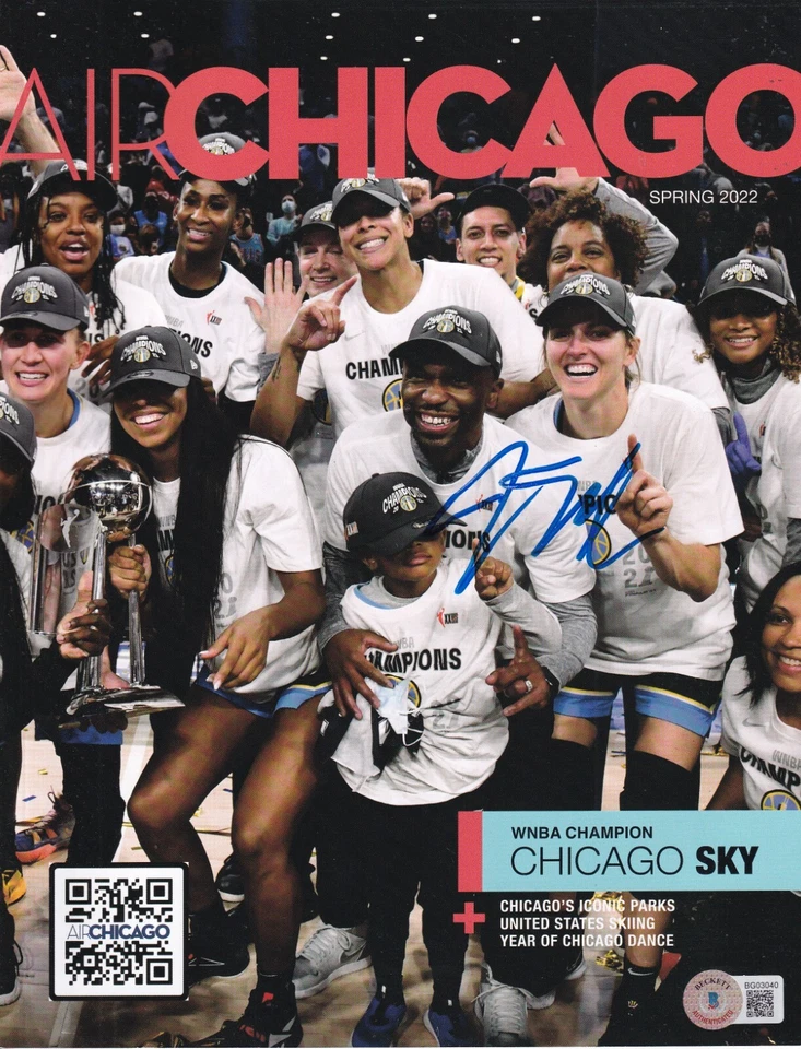 JAMES WADE signed (CHICAGO SKY) autographed WNBA Magazine BECKETT BAS BG03040 - Image 1 of 1