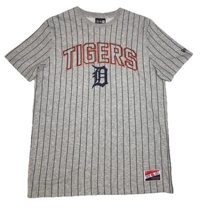 New Era T-Shirt Detroit Tigers Throwback Nadelstreifen grau Gr. M bestickt - Bild 1 von 10