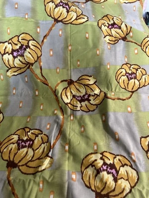 Edredón Amy Butler Lotus Tela Rowan Verde Gris Floral Gran Escala Algodón 1 2/3 años Foto 1 de 4